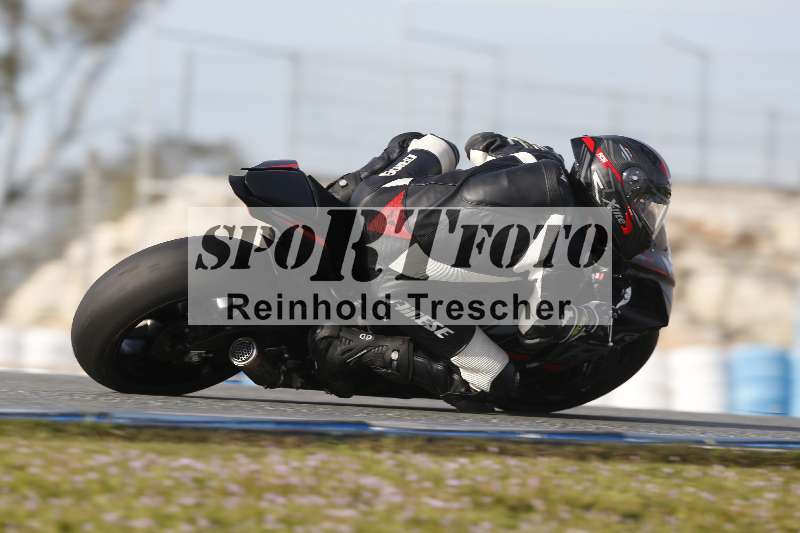 /Archiv-2024/01 26.-28.01.2024 Moto Center Thun Jerez/Gruppe rot-red/backside